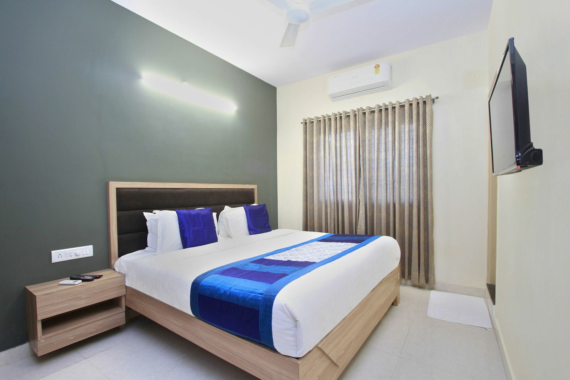 Hotel O Golden Inn Near Cubbon Park Bangalore Luaran gambar