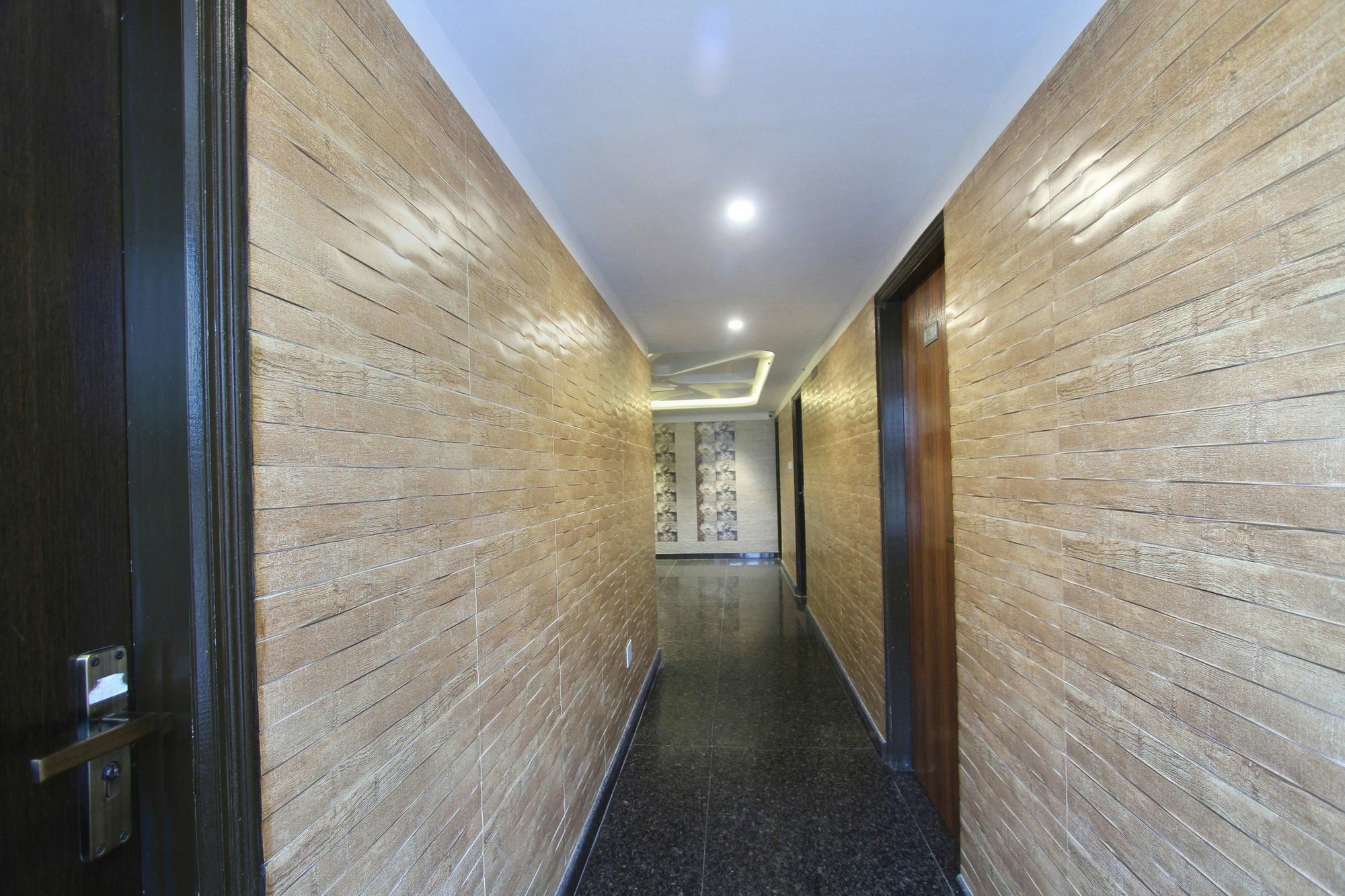Hotel O Golden Inn Near Cubbon Park Bangalore Luaran gambar
