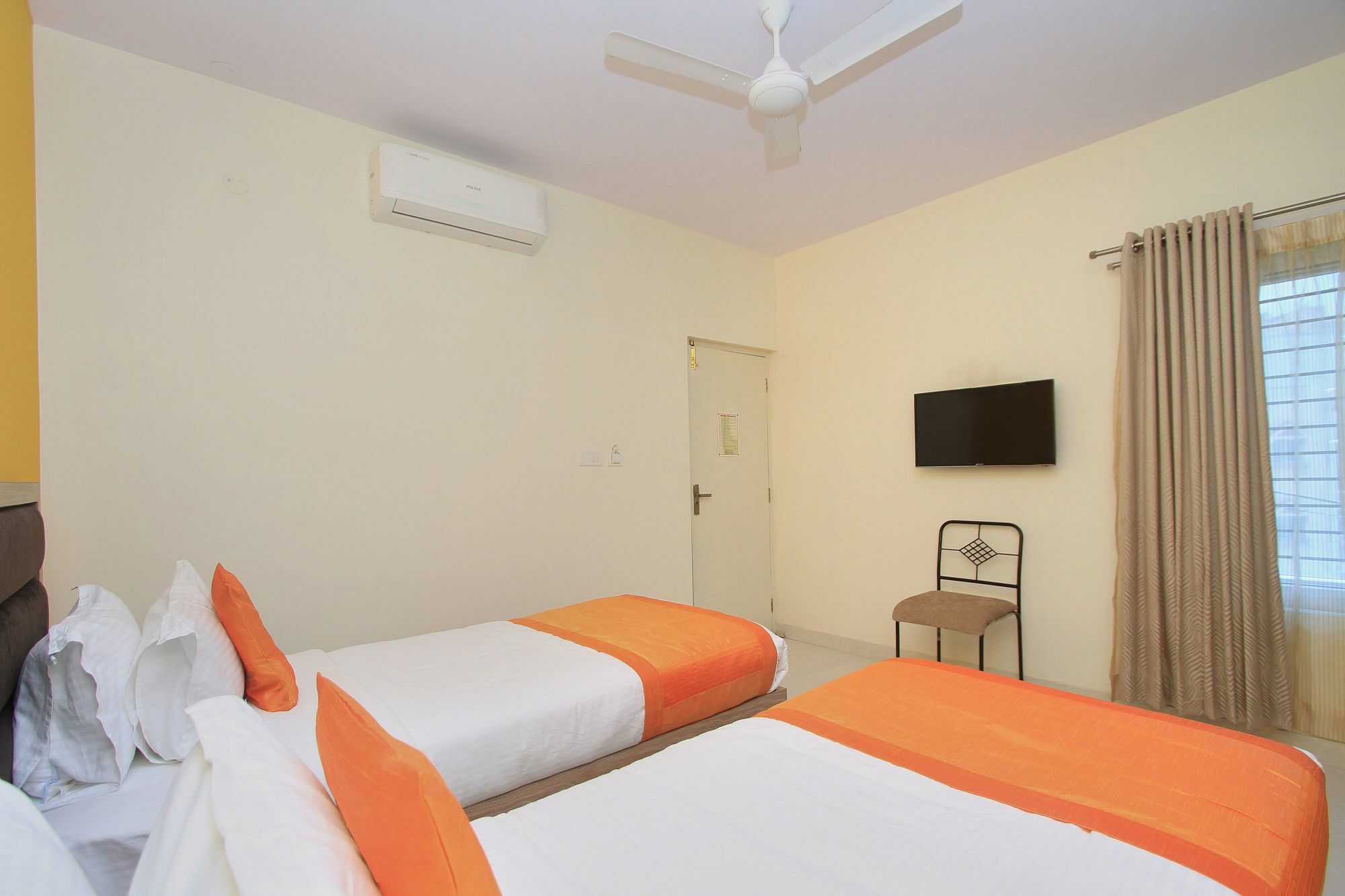 Hotel O Golden Inn Near Cubbon Park Bangalore Luaran gambar