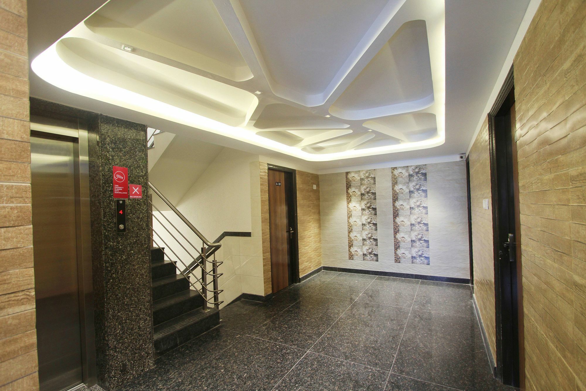 Hotel O Golden Inn Near Cubbon Park Bangalore Luaran gambar